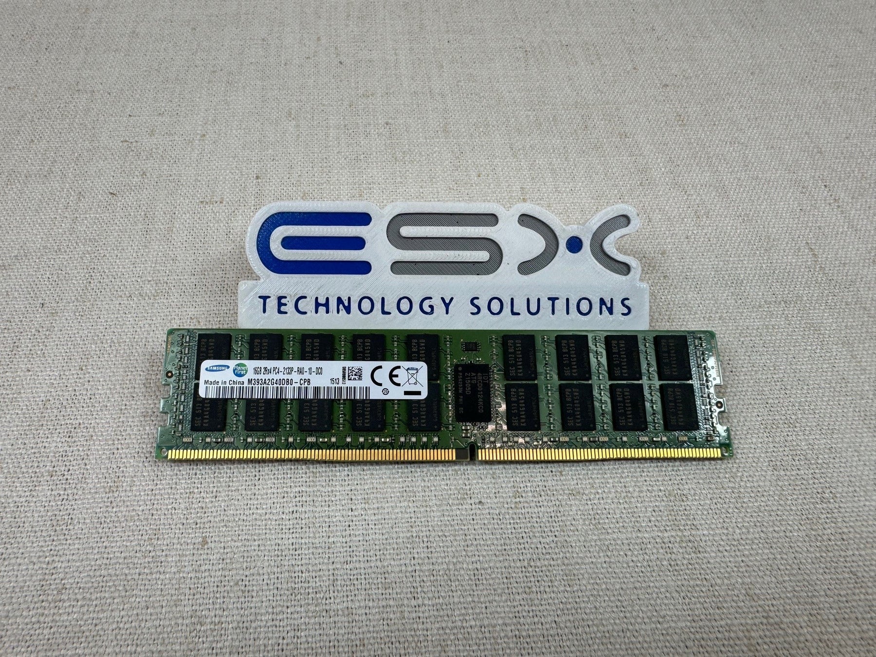 Samsung M393A2G40DB0-CPB 16GB 2Rx4 PC4-2133P DDR4 ECC Server Memory RDIMM