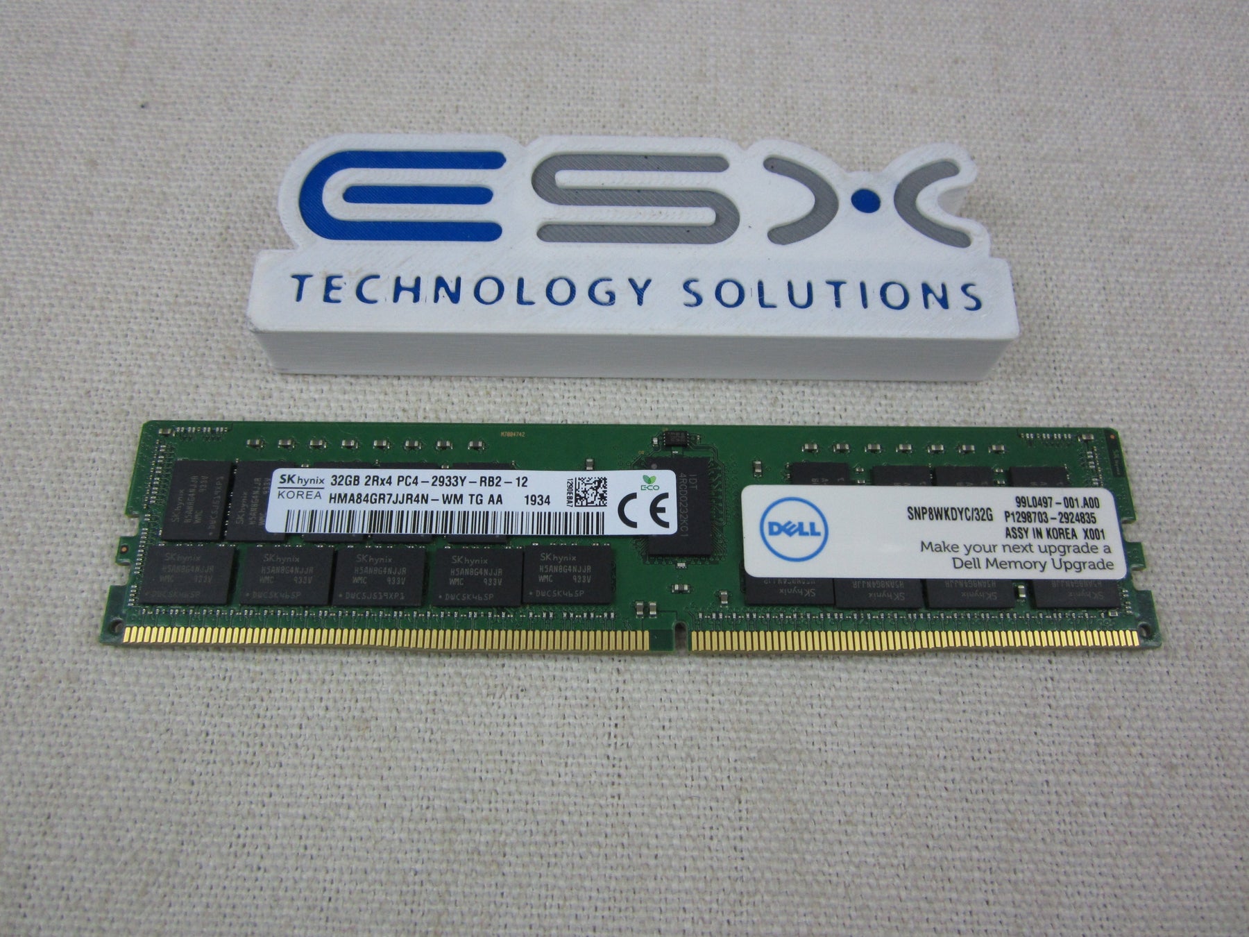 Dell SNP8WKDYC/32G 32GB 2Rx4 PC4-2933Y DDR4-23400R ECC Server Memory RDIMM