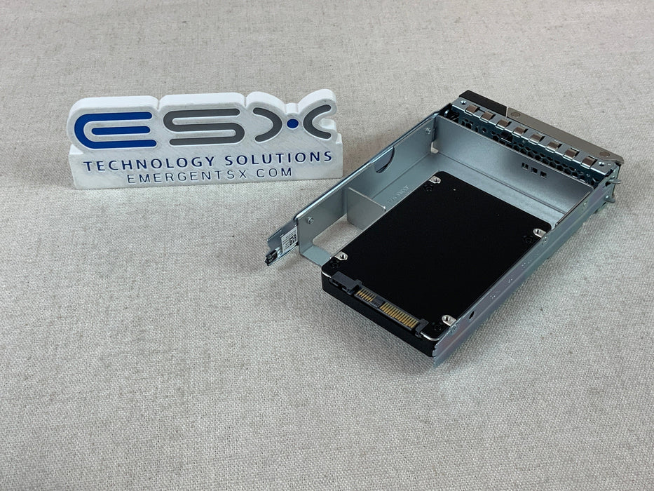 Dell GW8T1 800GB 12Gb/s 2.5" SAS Mix Use SSD MZILT800HBHQAD3 w/ 3.5" 14G Tray