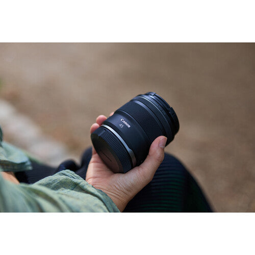 Canon 45mm f/1.2 STM RF Lens
