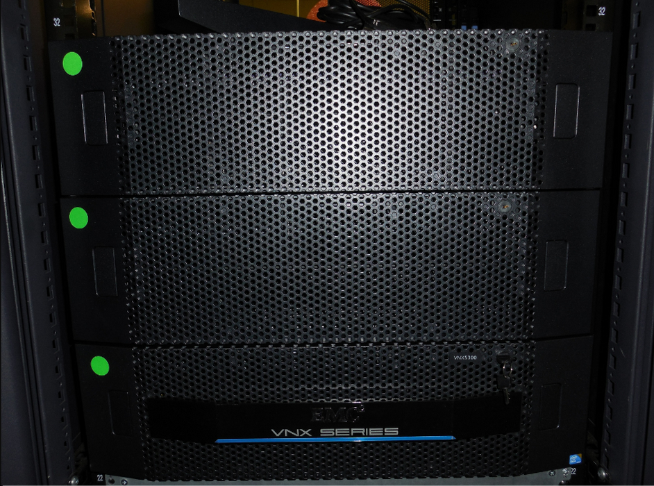 EMC VNX 45TB Expansion - DAE with 15 x 3TB 7.2K 3.5" PN: VX-VS07-030