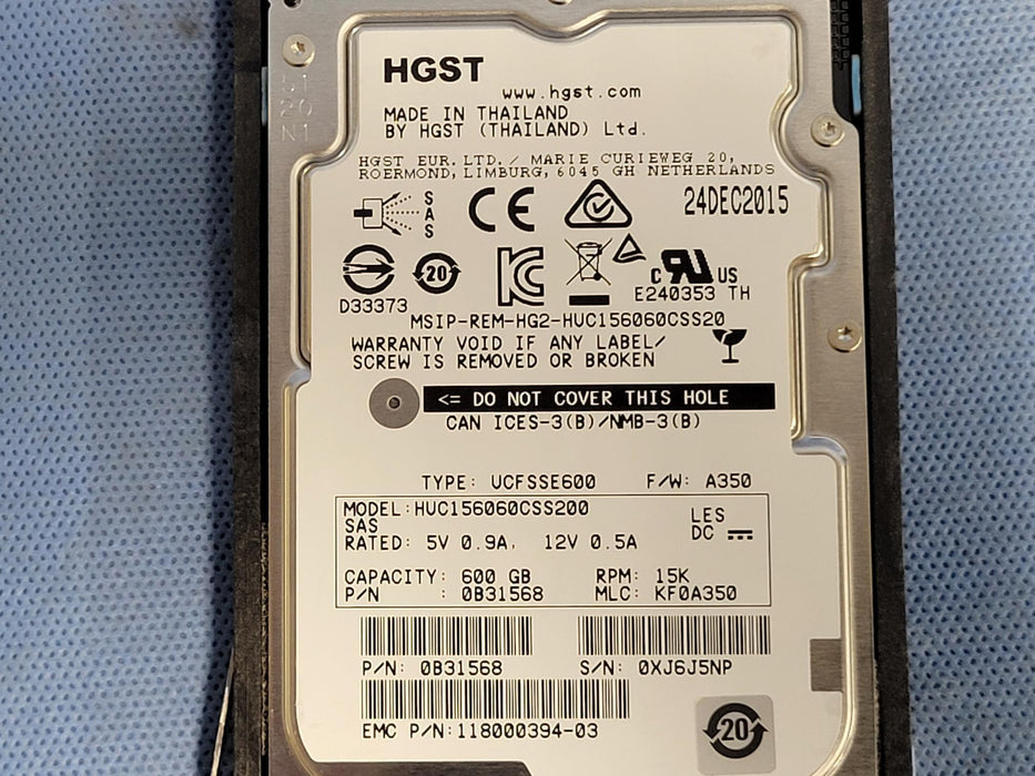 Lot of 2 - EMC VNX 600GB 15K 2.5” HD – PN: 005050935 – V4-2S15-600 / V6-2S15-600