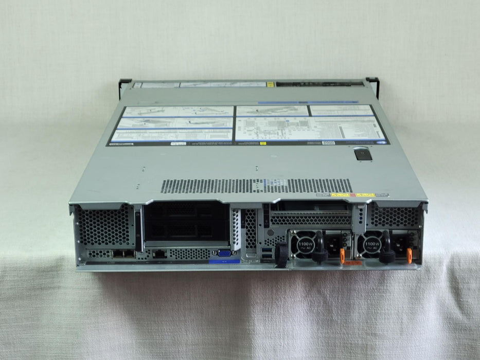 Lenovo ThinkSystem SR650 2U 12x 3.5” Server 2x 10C Gold 5115 2.4GHz 64GB 930-16i