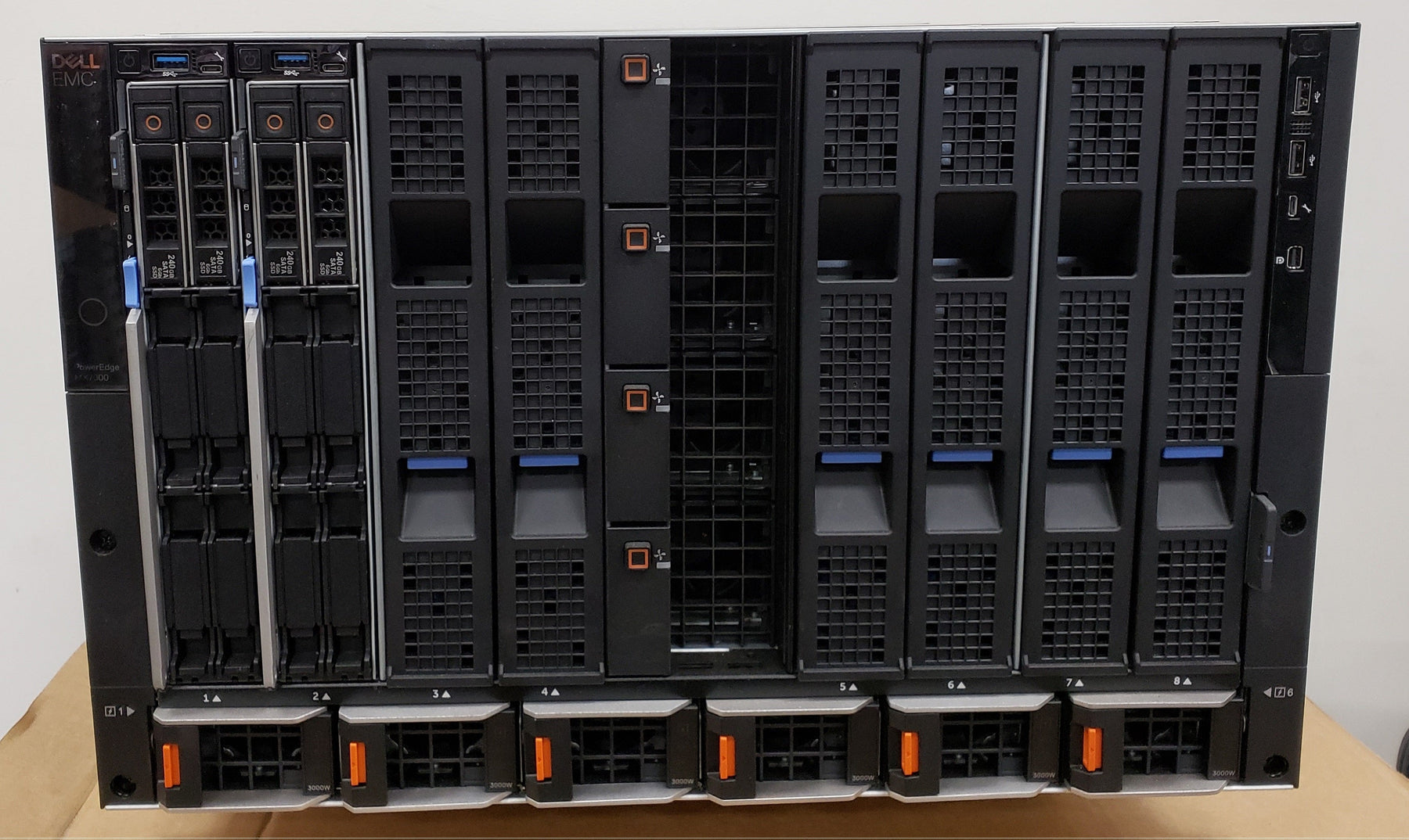 Dell MX7000 Chassis – 2x MX9002m, 2x MX7116n, MX740c 2x 16C Gold 6130 128GB