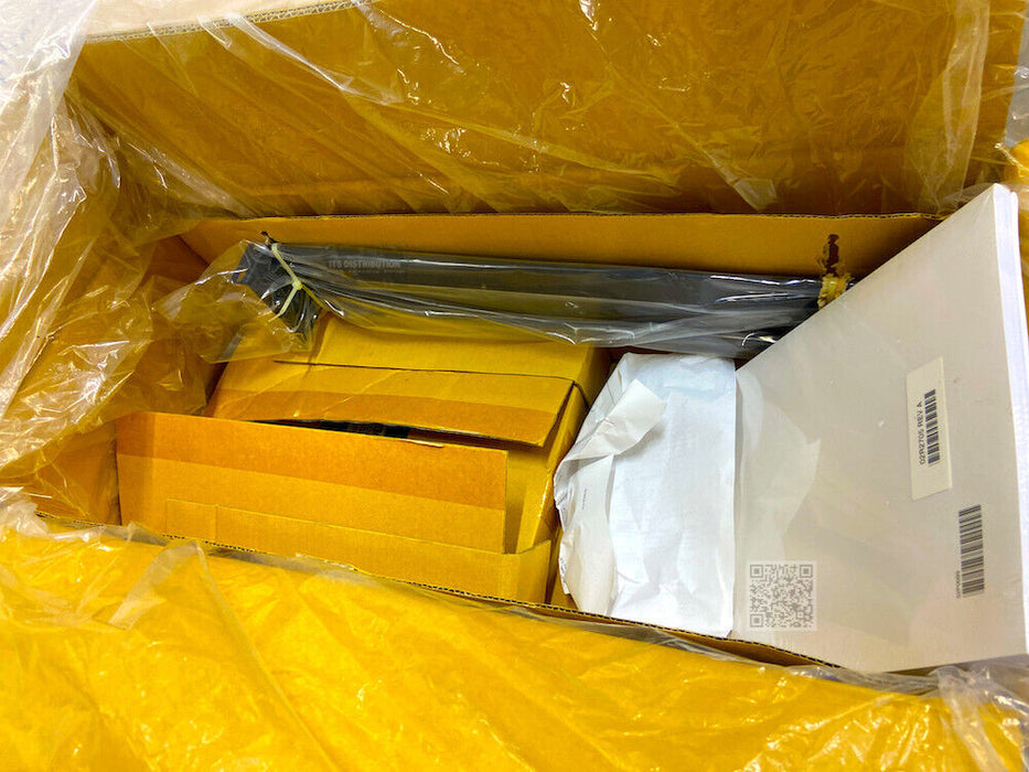 32P1766 I IBM DPI 5.76kVA 3Phase C19 Enterprise PDU 9306-RTP 39Y8911 39Y8916