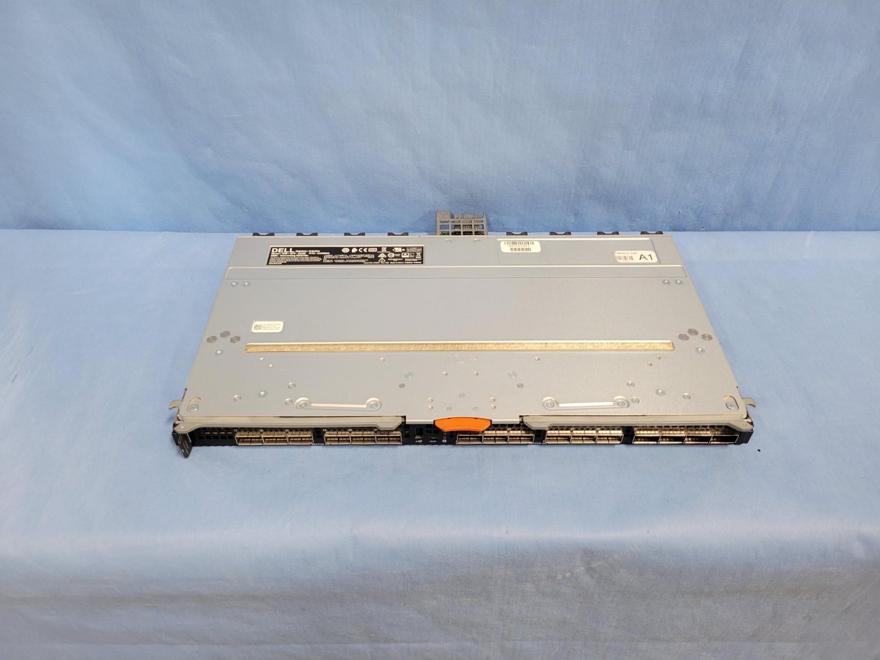 Dell MX7000 MX9116n 25/100GbE Fabric Switch Engine 12x QDD28 2x Q28 2x Q28/32GFC