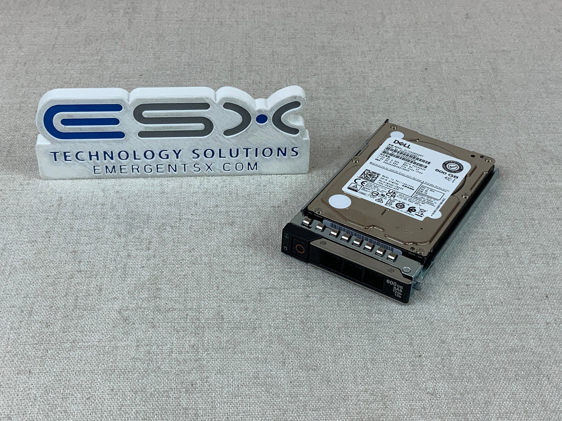 Dell 1W7HC 600GB 15k 12Gb/s 2.5" SAS Hard Drive AL14SXB60ENY