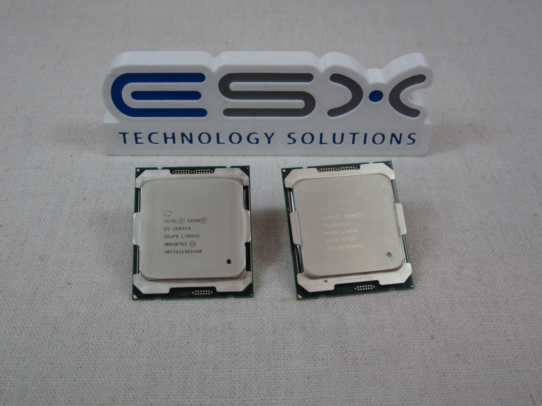 Lot of 2x Intel Xeon 6-Core E5-2603v4 @ 1.7GHz, 15MB LGA2011 Processor SR2P0 CPU