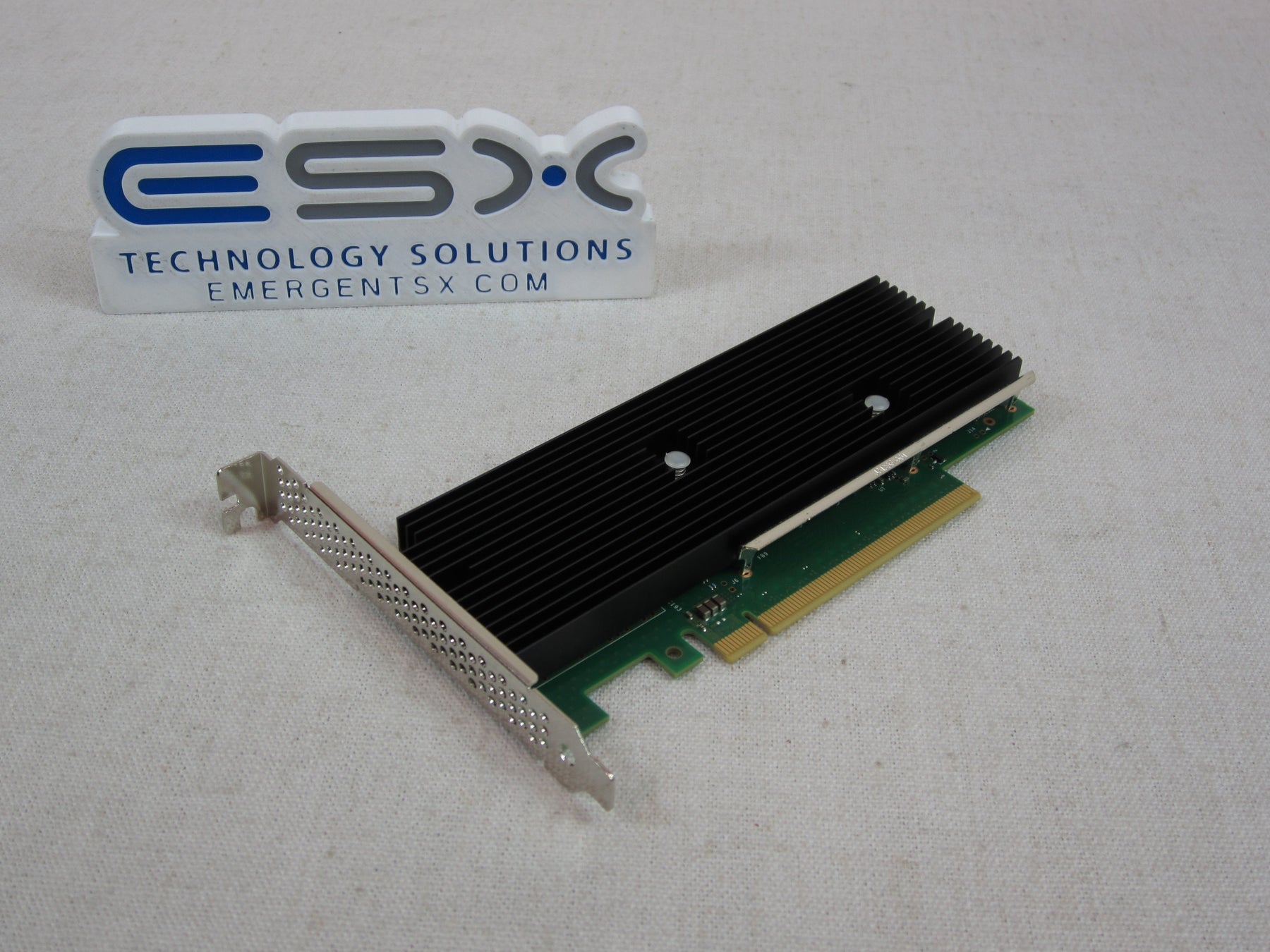 Dell 93XWF Intel QuickAssist 8970 100GB Accelerator Card Full Height