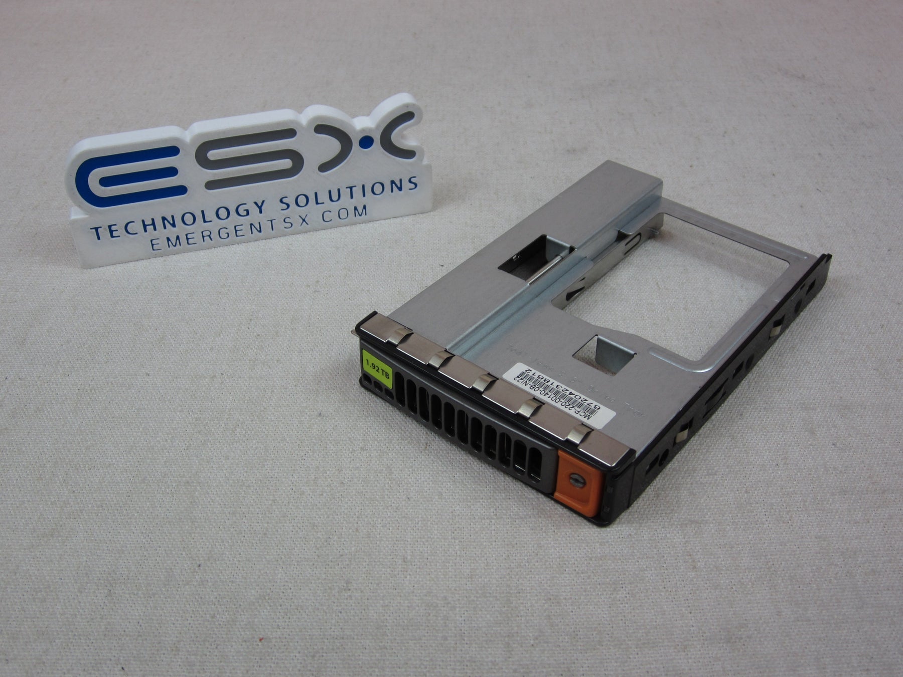 Supermicro 01-SC826A9-XX00C101 3.5” HDD/SSD Tray with 2.5” Adapter