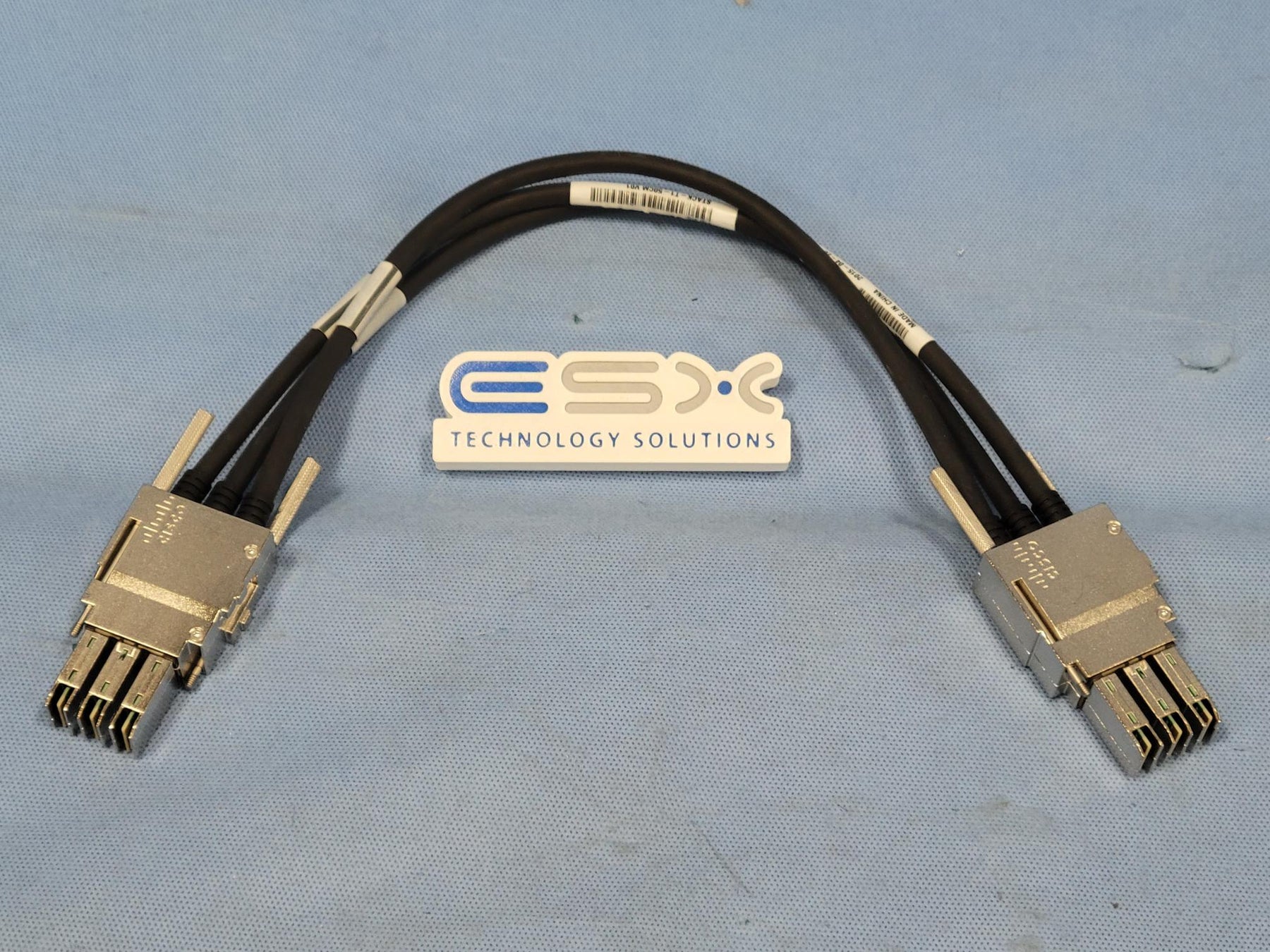 Genuine Cisco STACK-T1-50CM Stackwise Stacking Cable 50CM / 1.6Ft