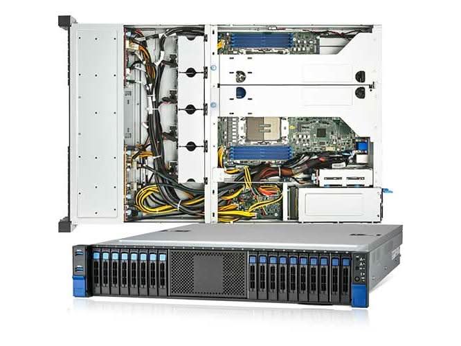 Tyan B7136T70AV12E8HR-2T Intel Xeon SP Series 4th Gen 2U Server
