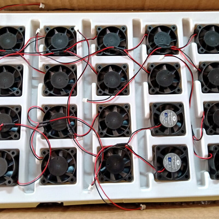 CHA3005CS 5V DC Axial Cooling Fan