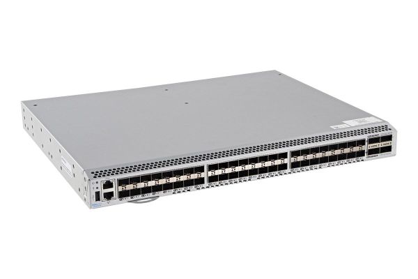 DS-6620B - Dell DS6600B Series 48-Ports 32GBASE-X SFP+ Rack-mountable Managed Fibre Channel Switch with 4-Ports QSFP