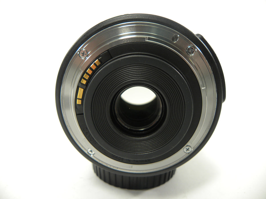 Canon EF-S Zoom 18-135mm f3.5-5.6 IS STM