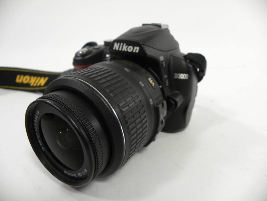 Nikon D3000 10mp Digital SLR w/Nikkor AF-S 18-55mm Shutter Ct. 5,499