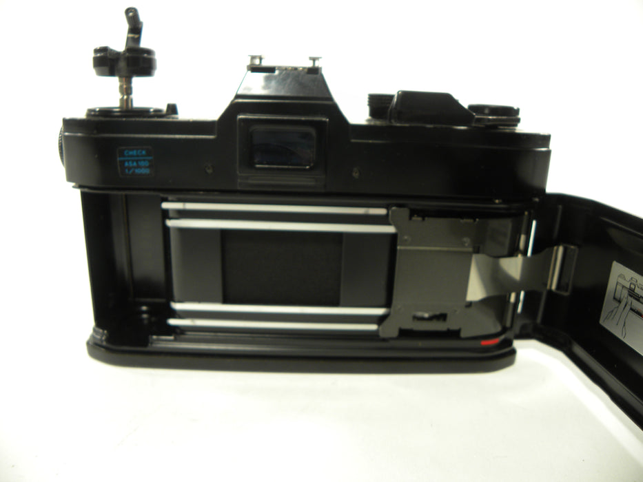 Canon FTb QL 35mm SLR w/FD 50mm f1.8