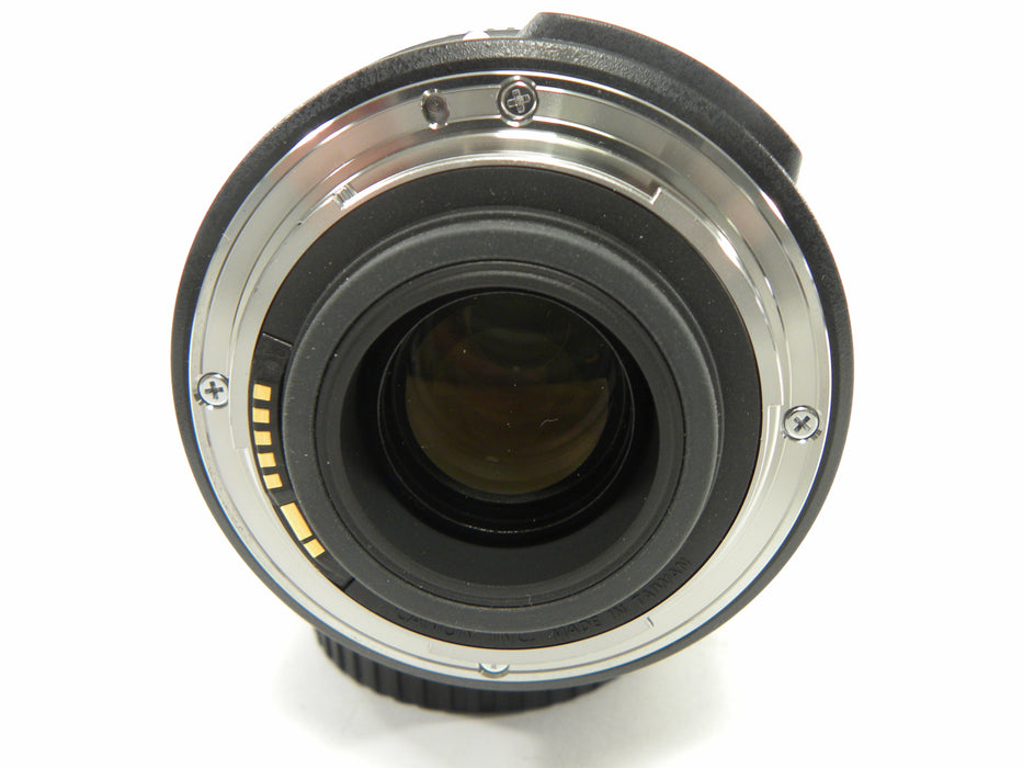 Canon EF-S 18-135mm f3.5-5.6 IS