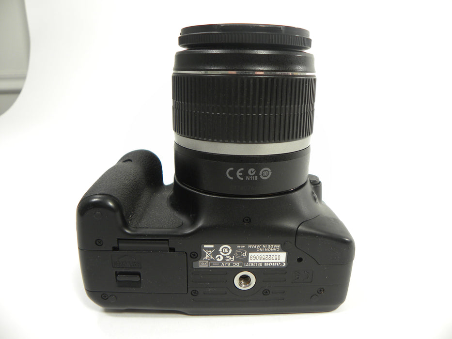 Canon EOS T2i - 550D 18mp Digital SLR w/EF-S 18-55 IS Shutter ct. 7,322
