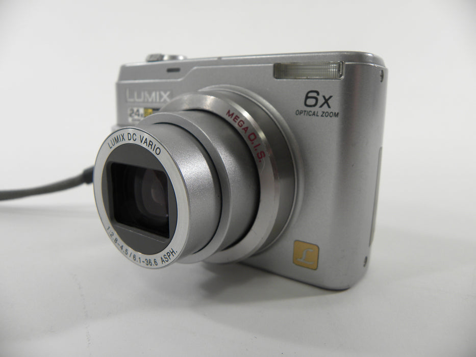 Panasonic Lumix DMC-LZ2 5mp Digital Camera