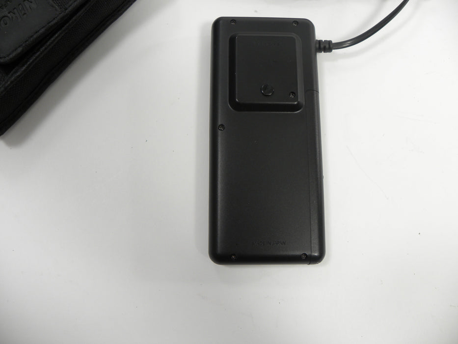 Nikon SD-8 battery pack