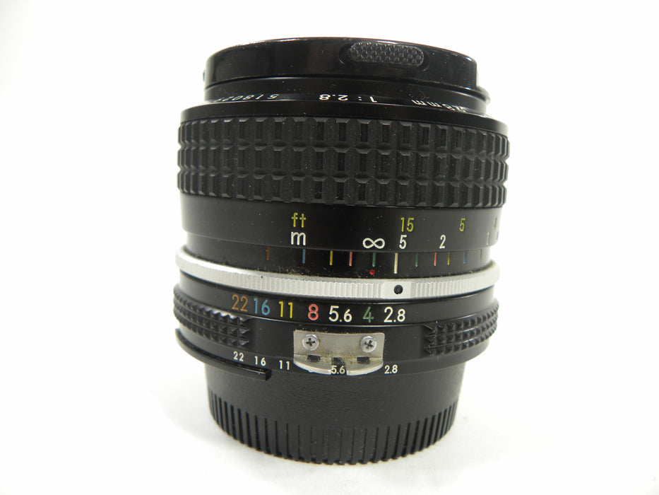 Nikon Nikkor 28mm f2.8 F Mount