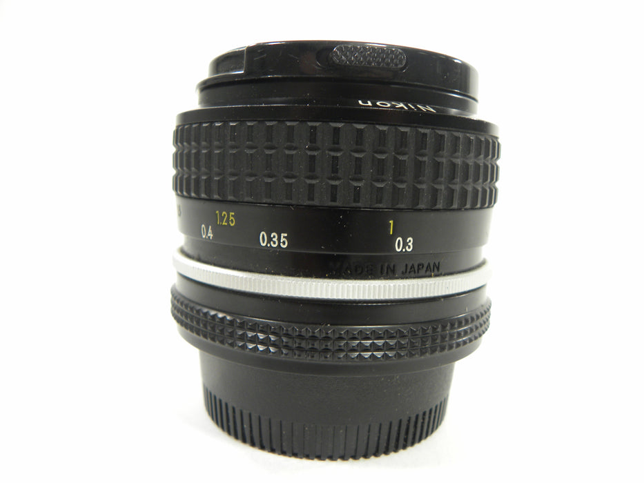 Nikon Nikkor 28mm f2.8 F Mount
