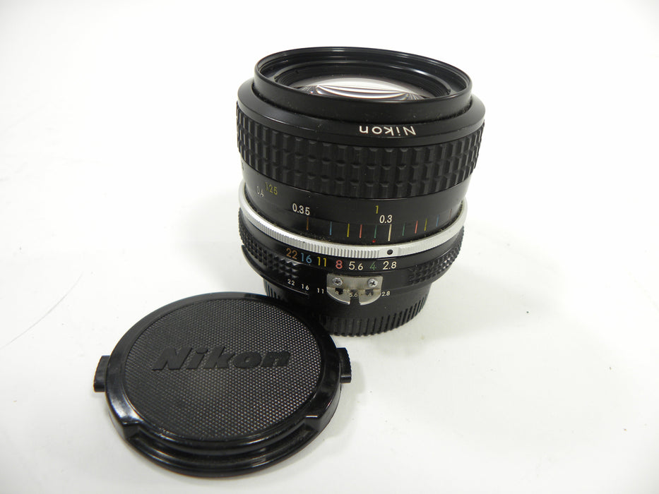 Nikon Nikkor 28mm f2.8 F Mount