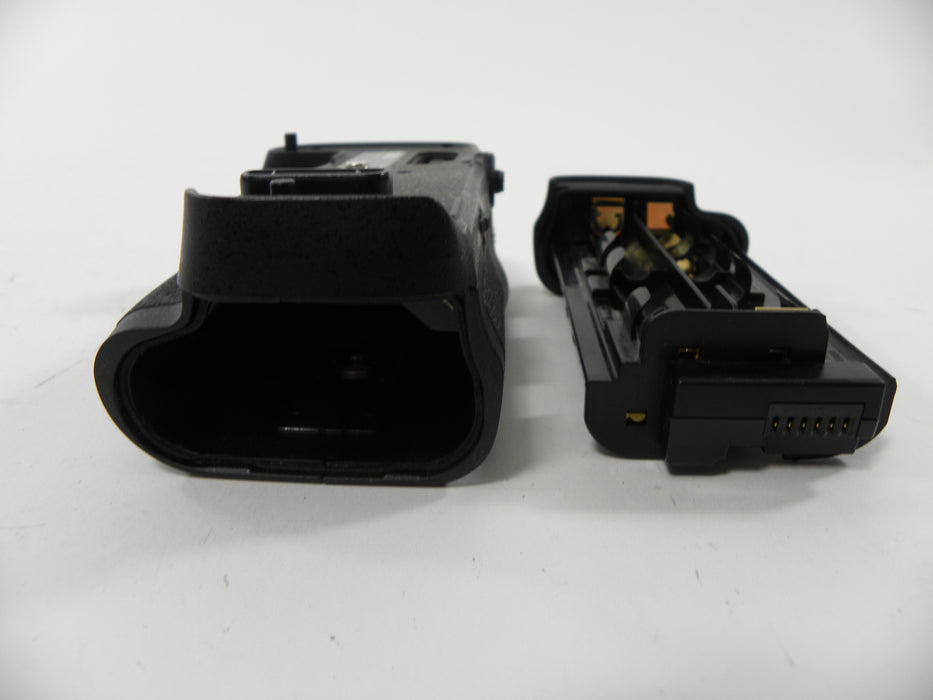 Nikon MB-D17 Battery Grip