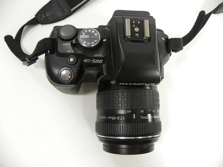 Olympus E-500 Evolt 8.0mp Digital SLR w/Zukio 17.5-45mm Shutter Ct. 17,209