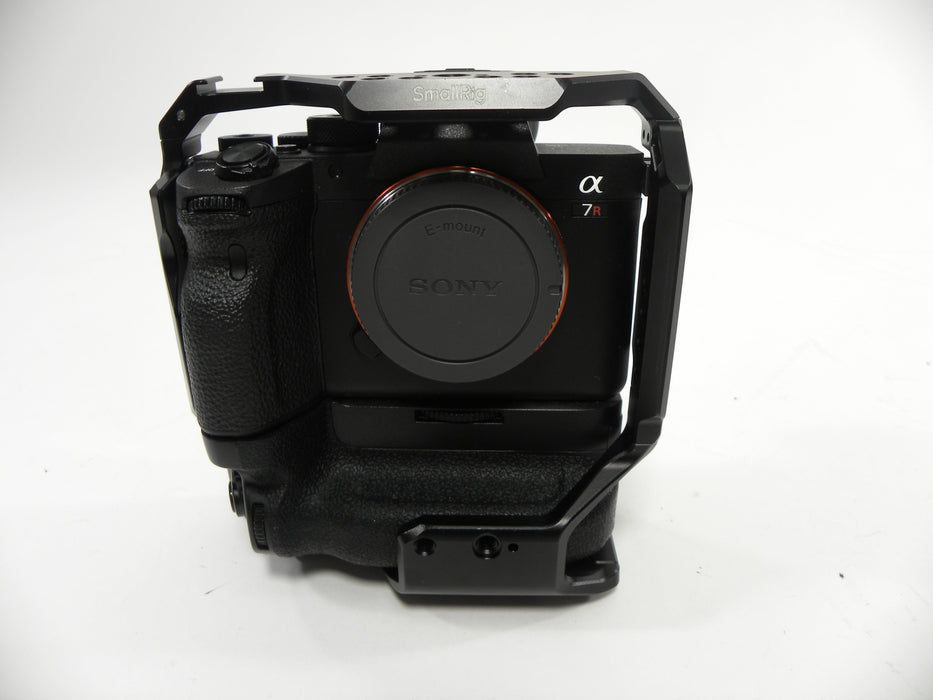 Sony a7R IV 4K 61mp Digital Mirrorless Body Only Shutter Ct. 4,415