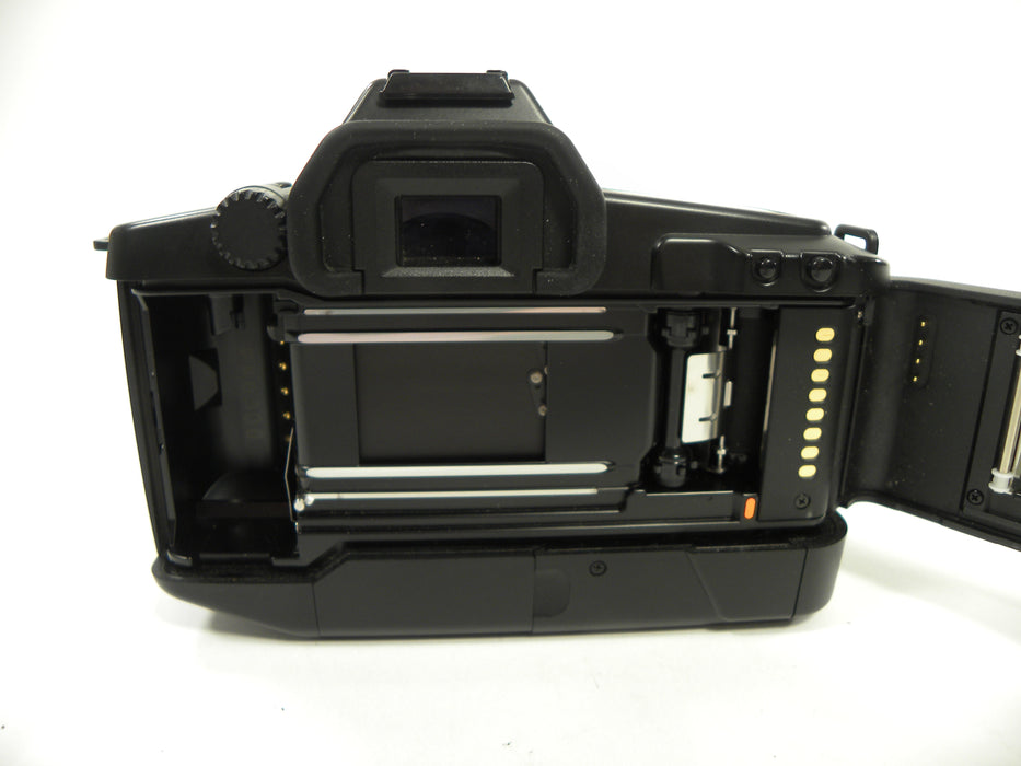 Canon EOS 620 35mm SLR Body Only w/Quartz Date Back E