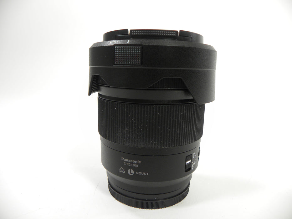Panasonic Lumix S 28-200mm f4-7.1 L Mount