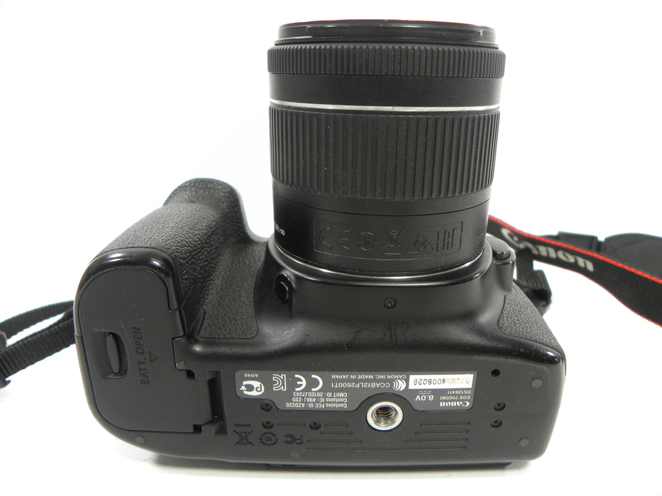 Canon EOS 70D 20.2 mp Digital SLR w/EF-S 18-55 IS STM Shutter Ct. 81,423
