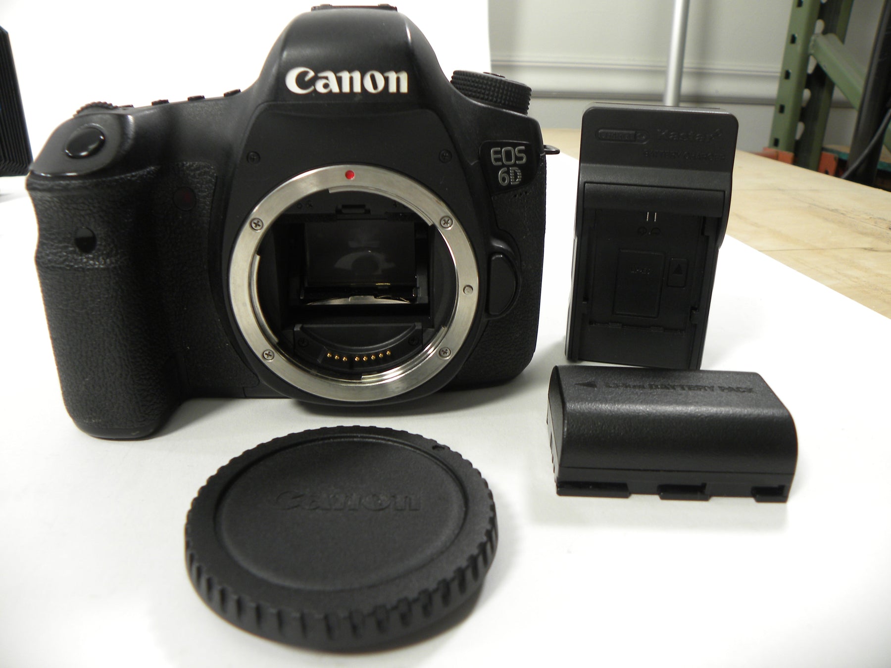 Canon EOS 6D 20.2mp Digital SLR Body Only Shutter Ct. 72,503