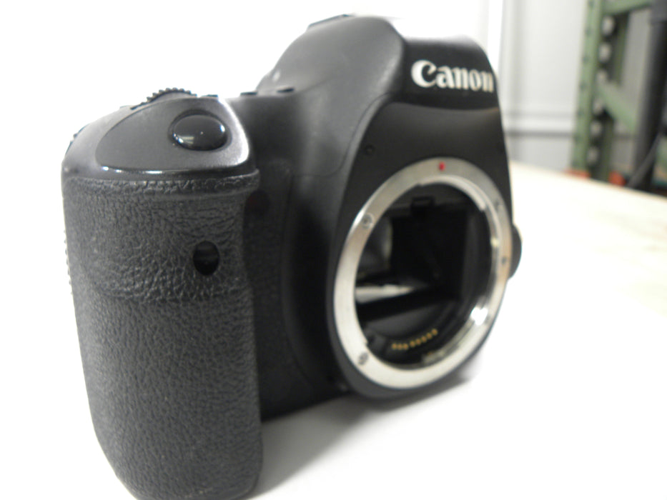Canon EOS 6D 20.2mp Digital SLR Body Only Shutter Ct. 72,503