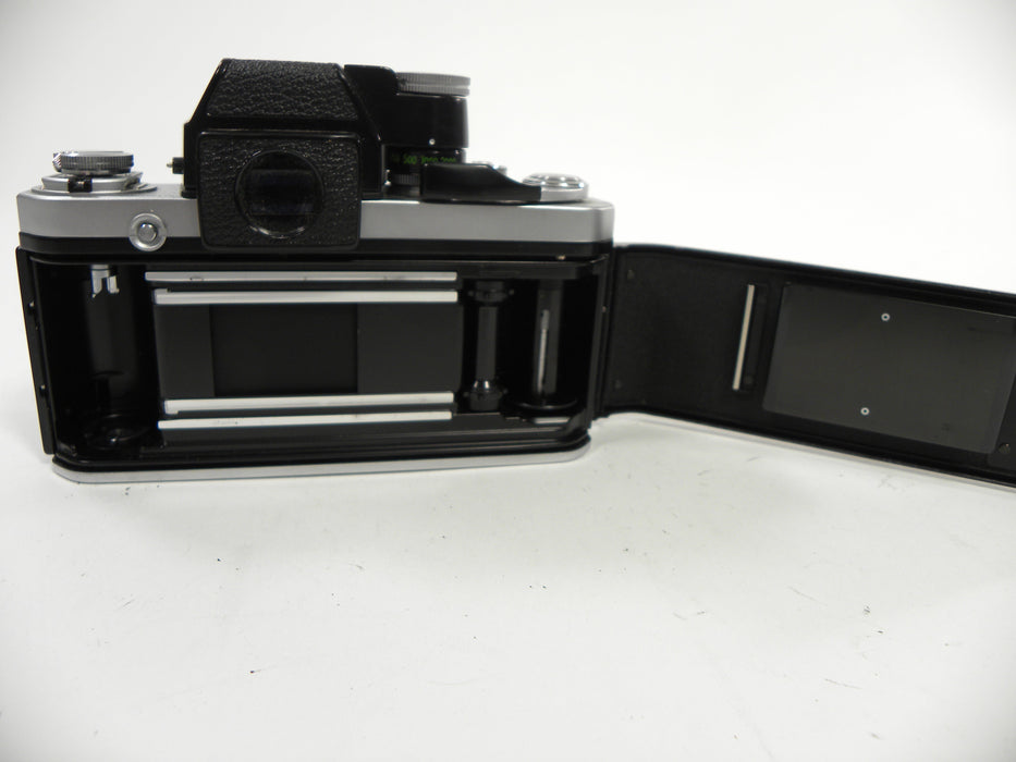 Nikon F2 35mm SLR Body Only w/Focusing Screen A/ DP-1 Prism AS IS NO RETURNS!