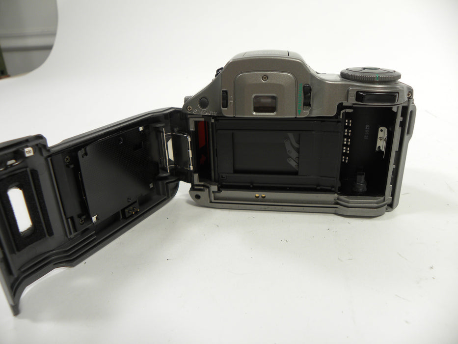 Olympus IS-30 DLX 35mm Camera
