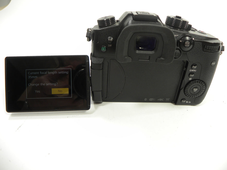 Panasonic Lumix GH5 20.3mp Digital Mirrorless Body Only Shutter Ct. 3,193