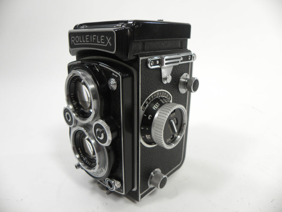 Rolleiflex 3.5B w/Tessar 75mm f3.5 Heidosmat Viewing Lens