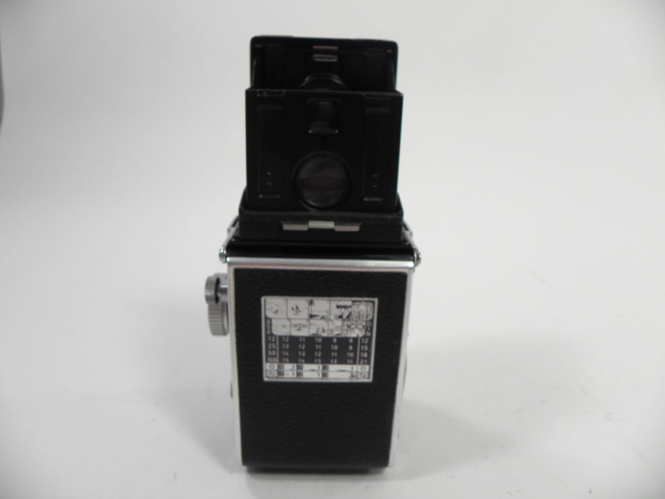 Rolleiflex 3.5B w/Tessar 75mm f3.5 Heidosmat Viewing Lens