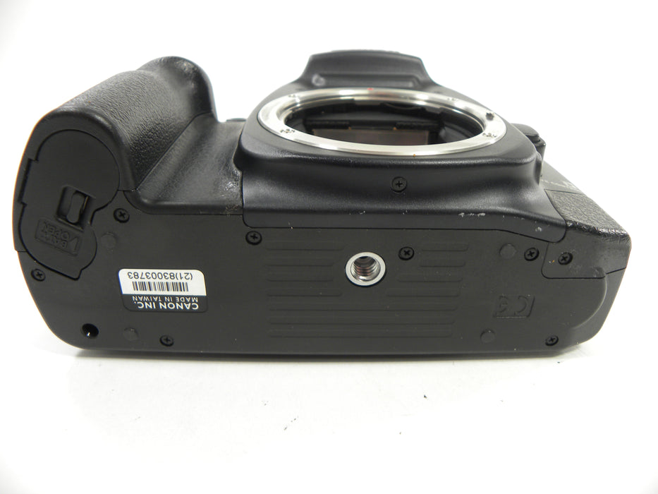 Canon EOS Elan 7e 35mm SLR Body only
