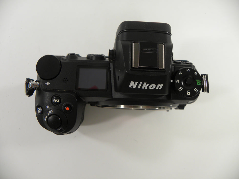 Nikon Z6 24.5mp Digital Mirrorless Camera Body Only Shutter ct. 6,052