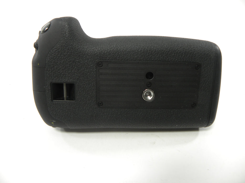 Canon BG-E21 Battery Grip for Canon 6D Mark II