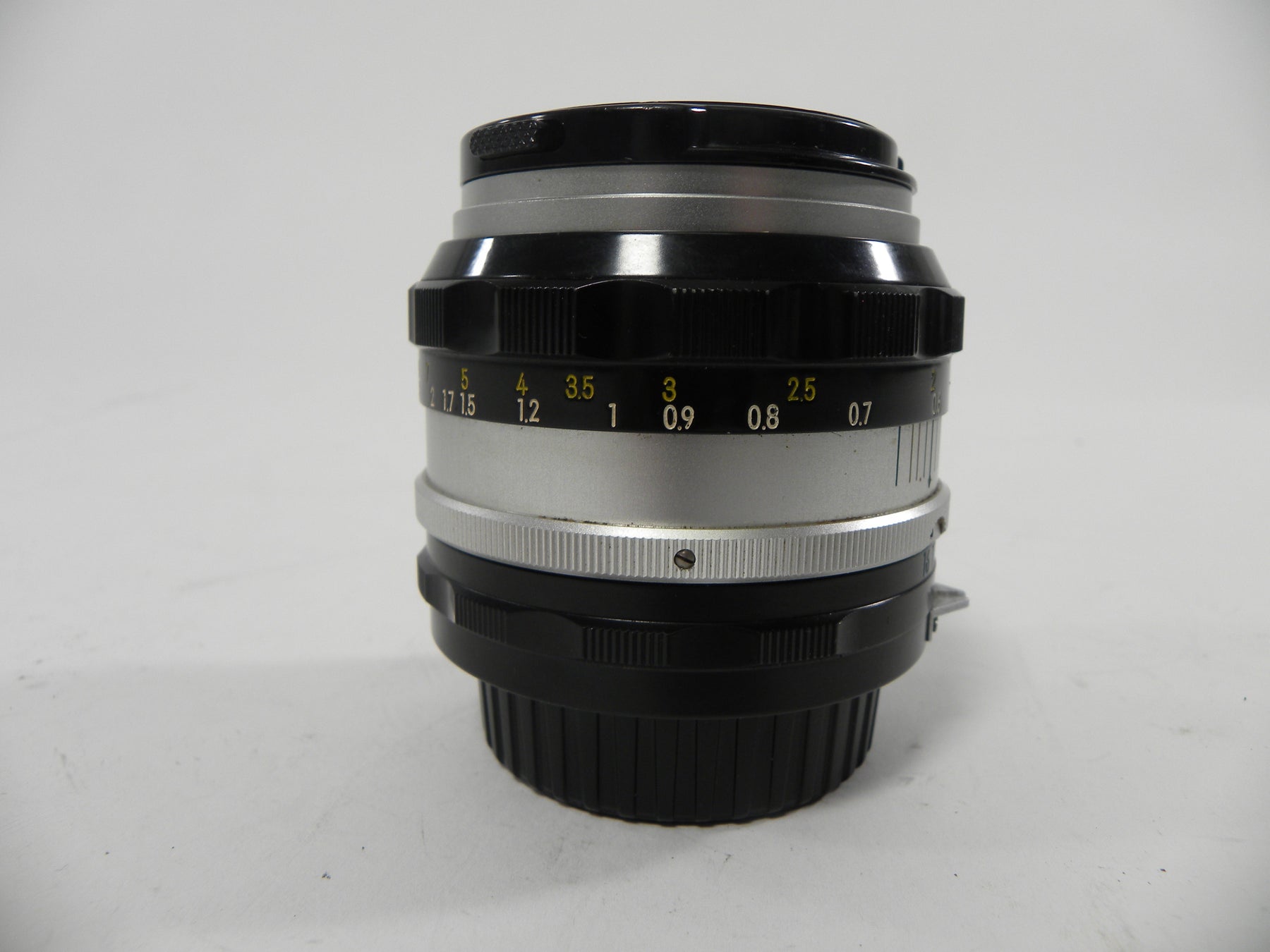 Nikon 50mm f/1.4 Nikkor-S Nippon Kogaku Non-AI F Mount Lens