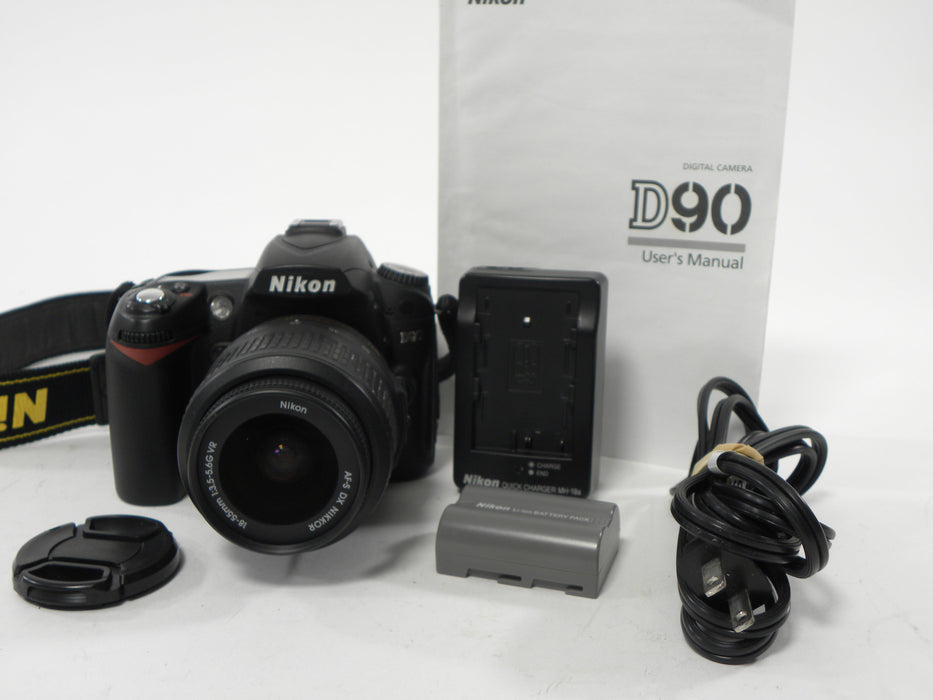 Nikon D90 12.3mp Digital SLR w/AF-S DX VR 18-55mm Shutter Ct. 6,622
