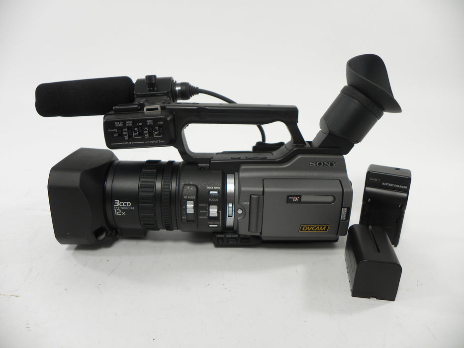 Sony DSR-PD170 MiniDV Camcorder   AS IS NO Returns!!