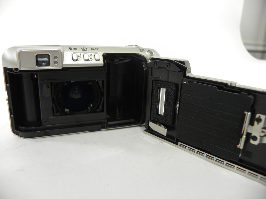 Minolta 160c Zoom 35mm Camera