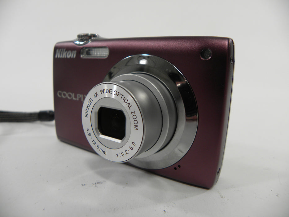 Nikon Coolpix S3000 12.0mp Digital Camera (Purple)