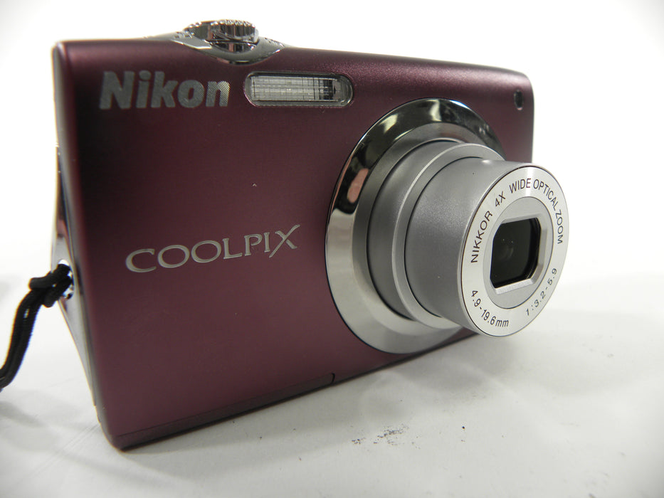 Nikon Coolpix S3000 12.0mp Digital Camera (Purple)